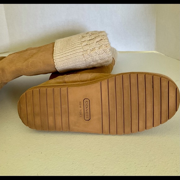 Coach Georgia II Signature Embossed Suede & Knit Boots size 8B. - Picture 7 of 9